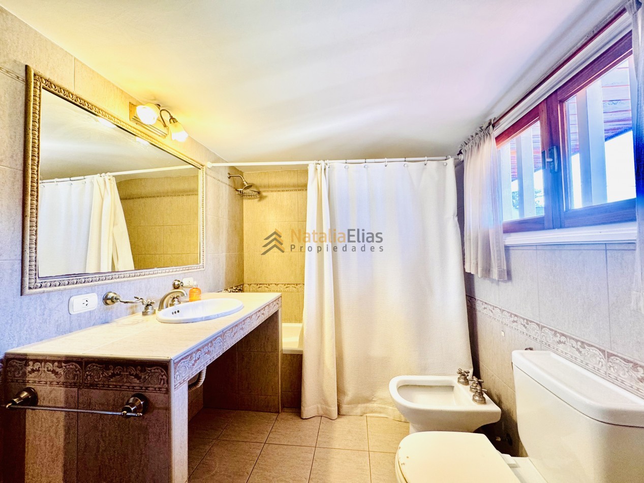 Impecable chalet en barrio San Carlos