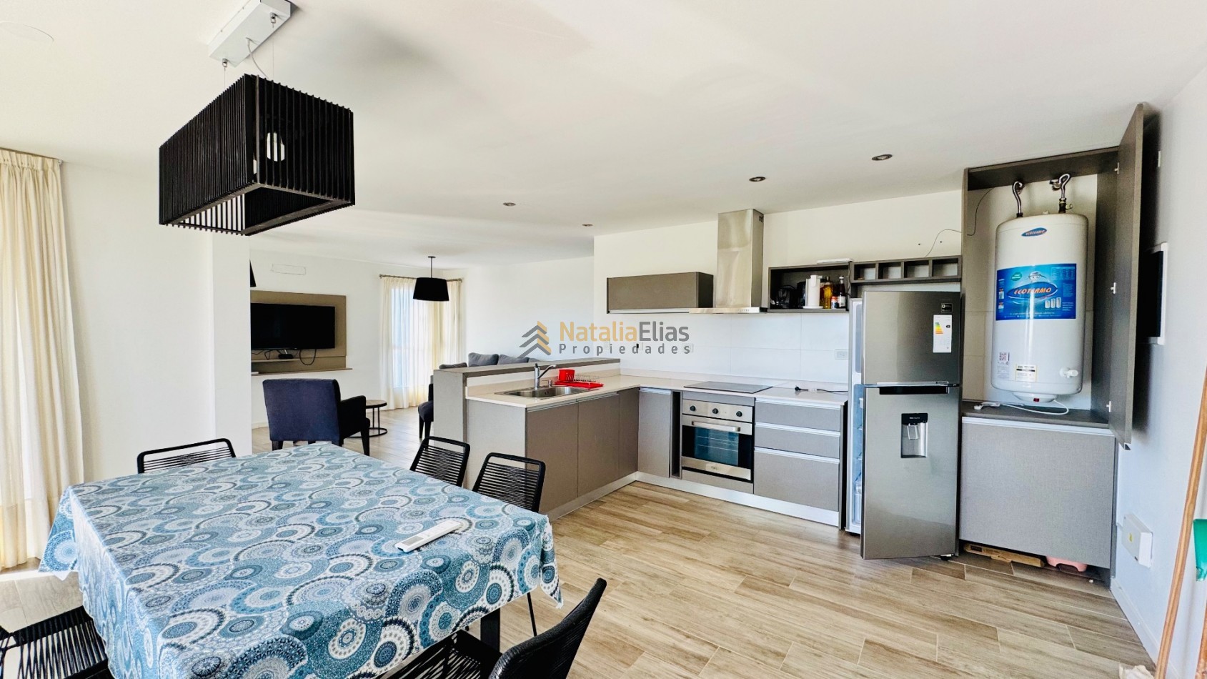 Departamento 3 ambientes al frente en Pinamar 
