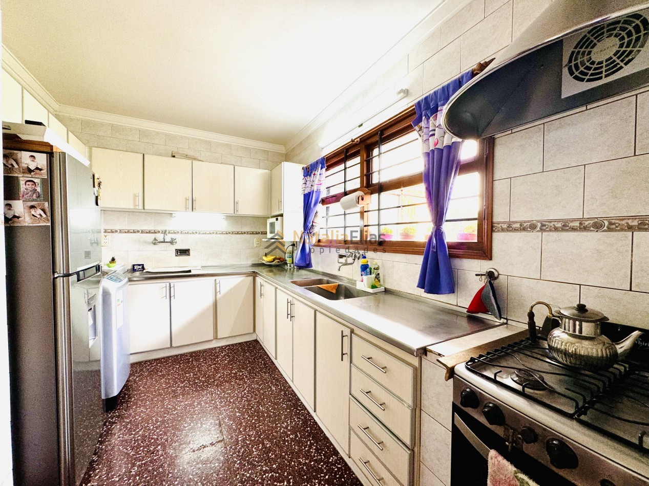 Casa en venta en barrio Las Avenidas