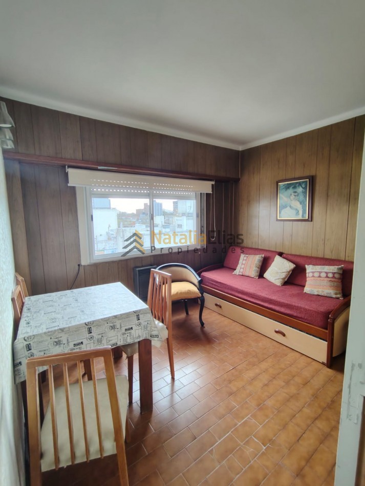 Ambiente con muebles 24 meses 