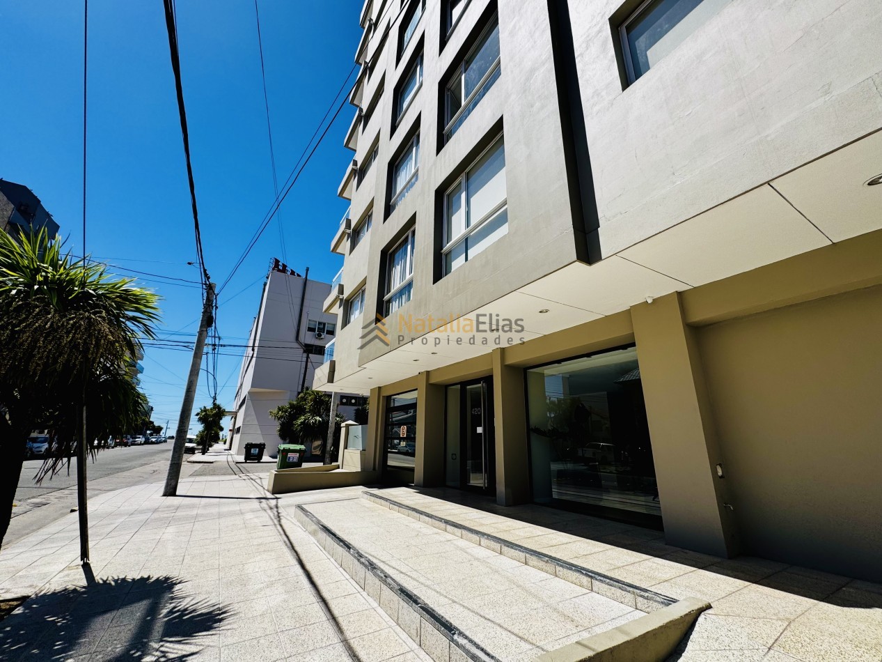 Departamento 2 ambientes al frente en La Perla 