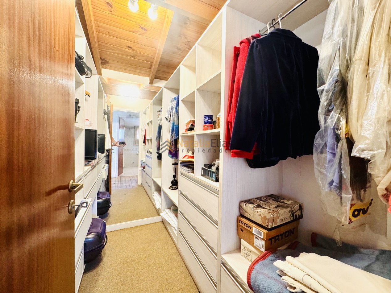 Impecable chalet en barrio San Carlos
