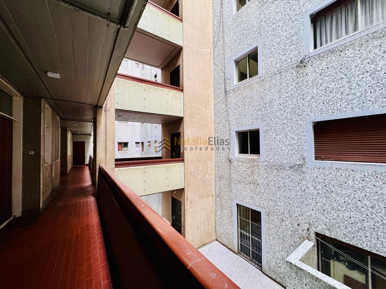Departamento 2 ambientes invertido con cochera cubierta