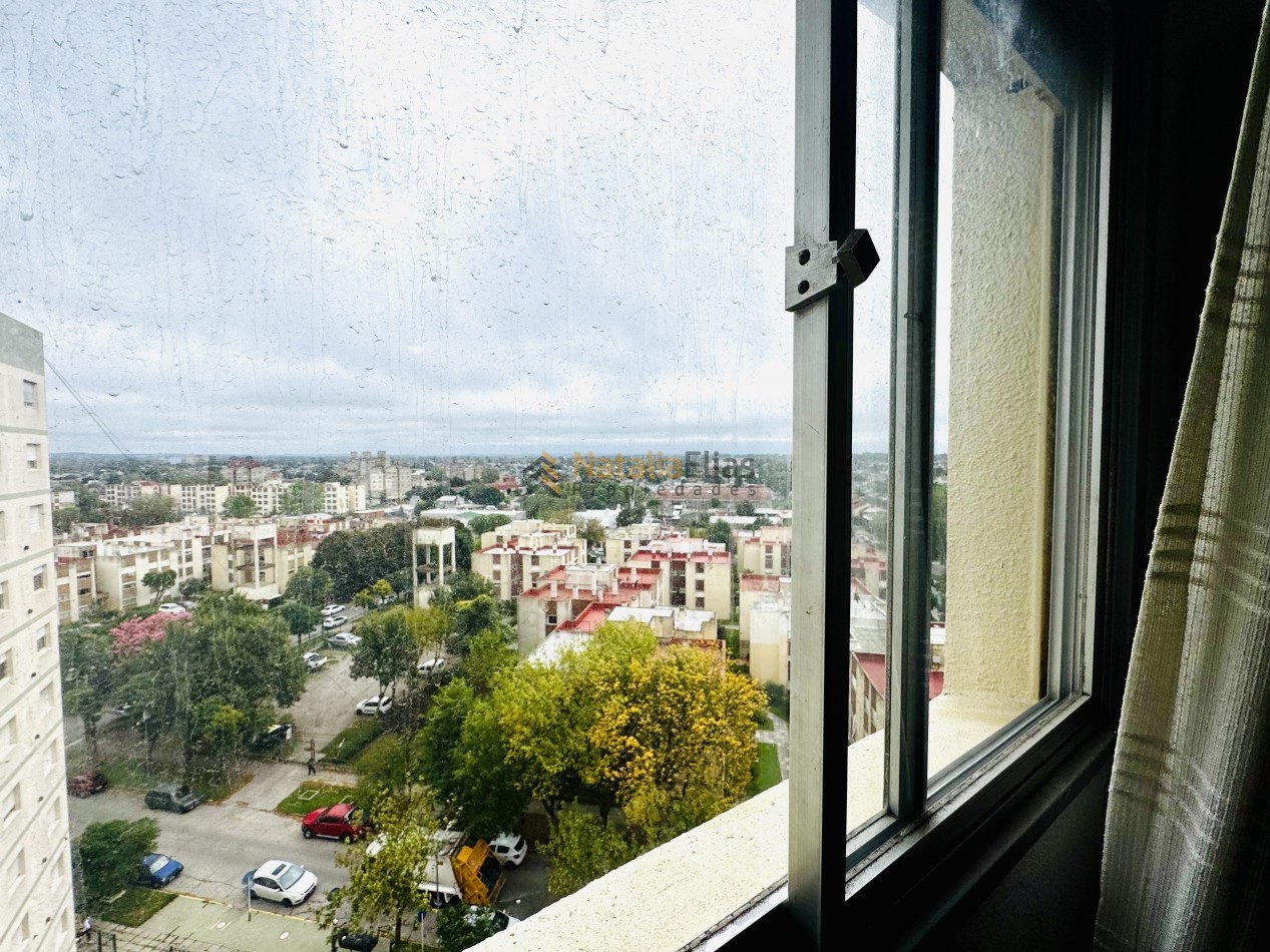 Departamento 3 ambientes externo con espacio de cochera 