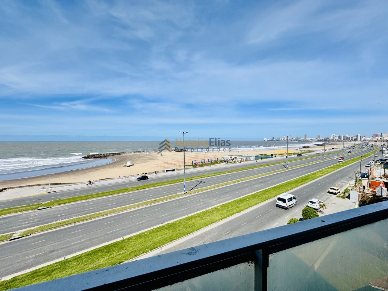 Departamento 4 ambientes frente al mar 