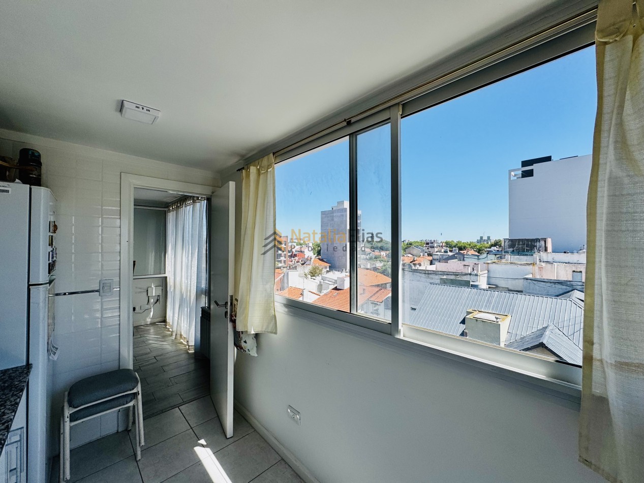 Departamento 2 ambientes al frente en La Perla 