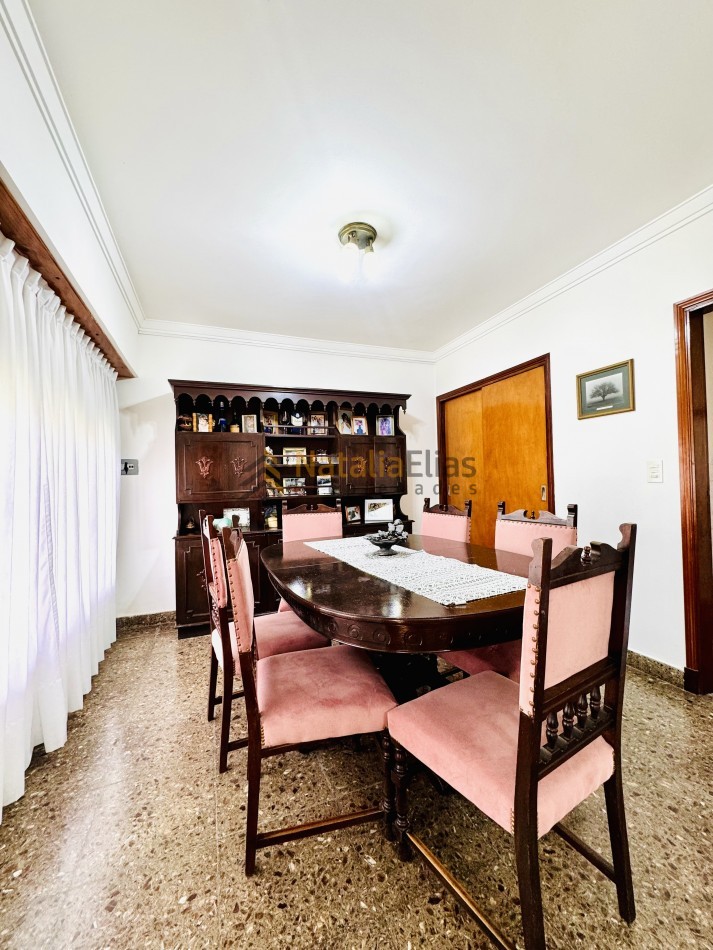 Casa en venta en barrio Las Avenidas