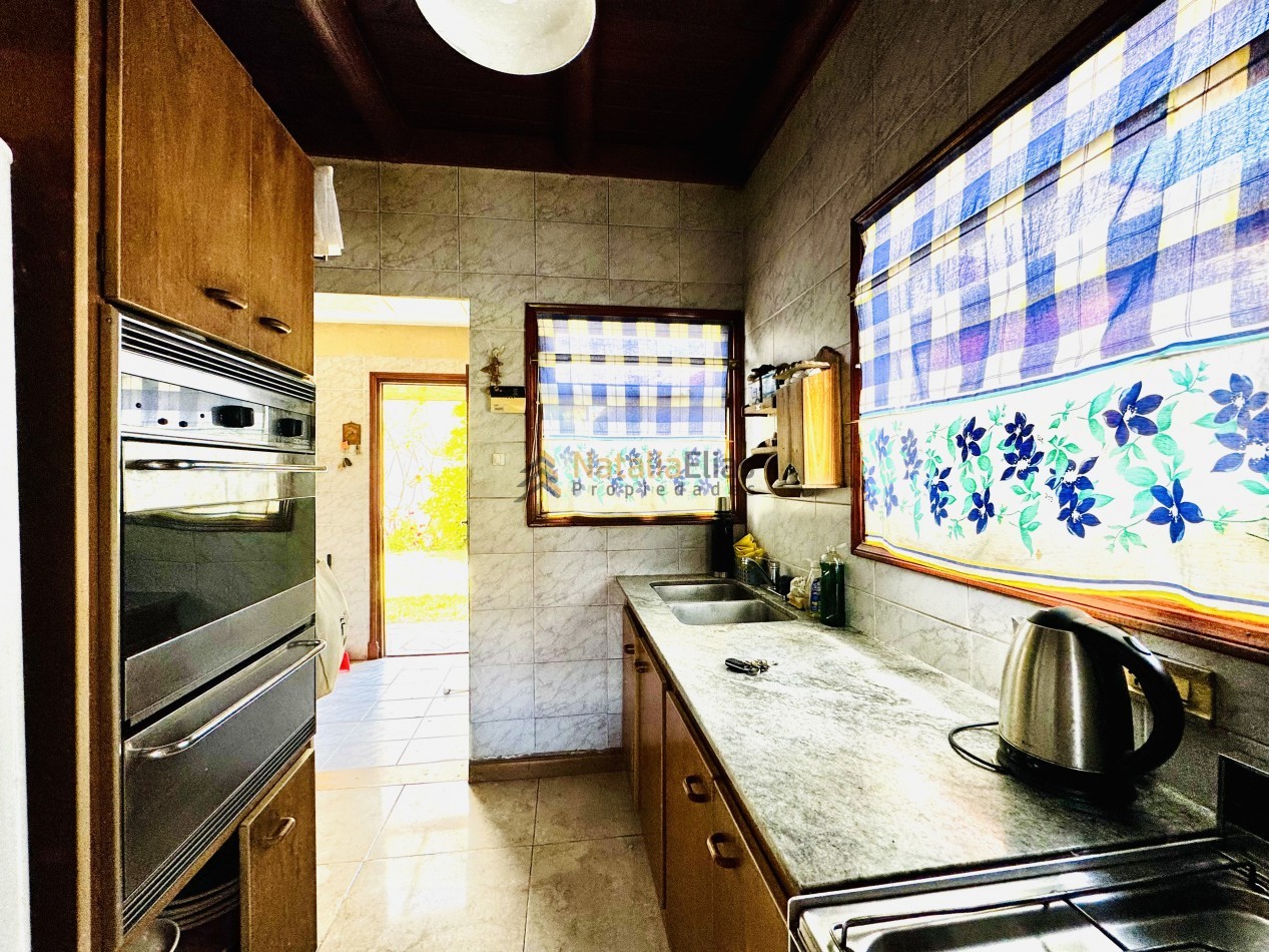 Casa 3 ambientes con quincho