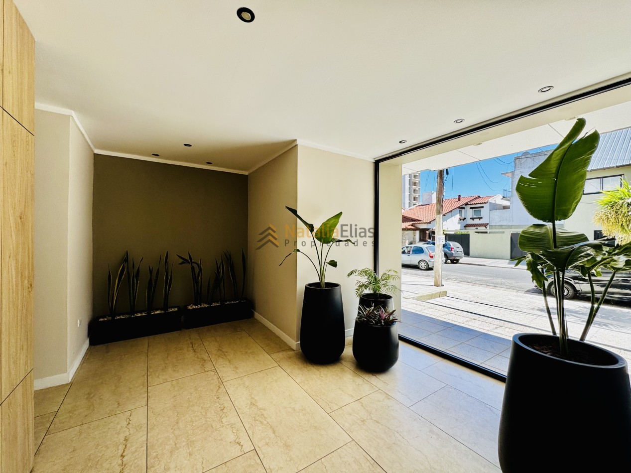 Departamento 2 ambientes al frente en La Perla 