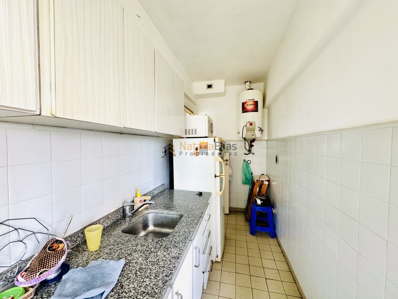 Departamento 2 ambientes y medio con cochera y baulera VISTA AL MAR 