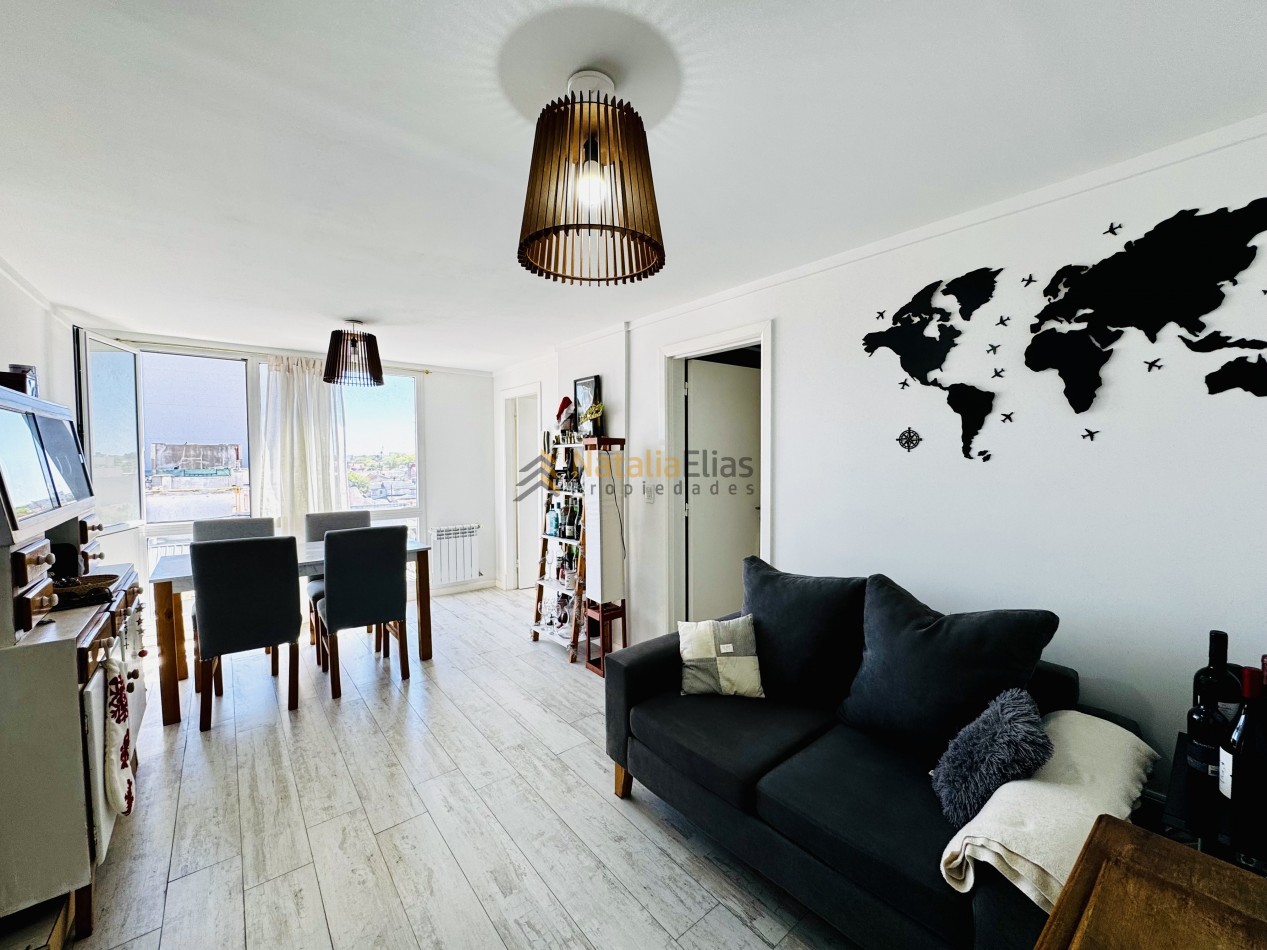 Departamento 2 ambientes al frente en La Perla 