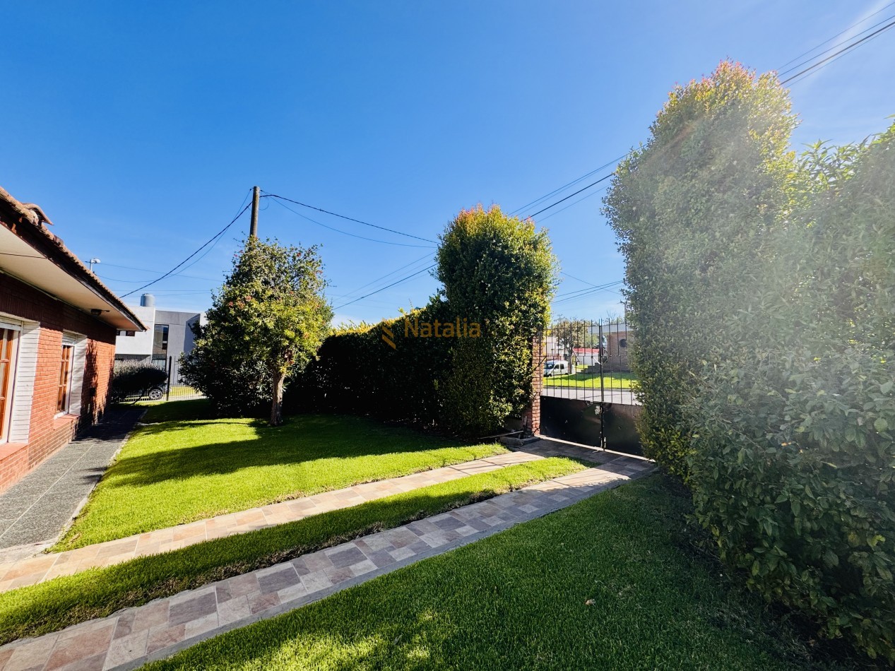 Impecable chalet en barrio San Carlos