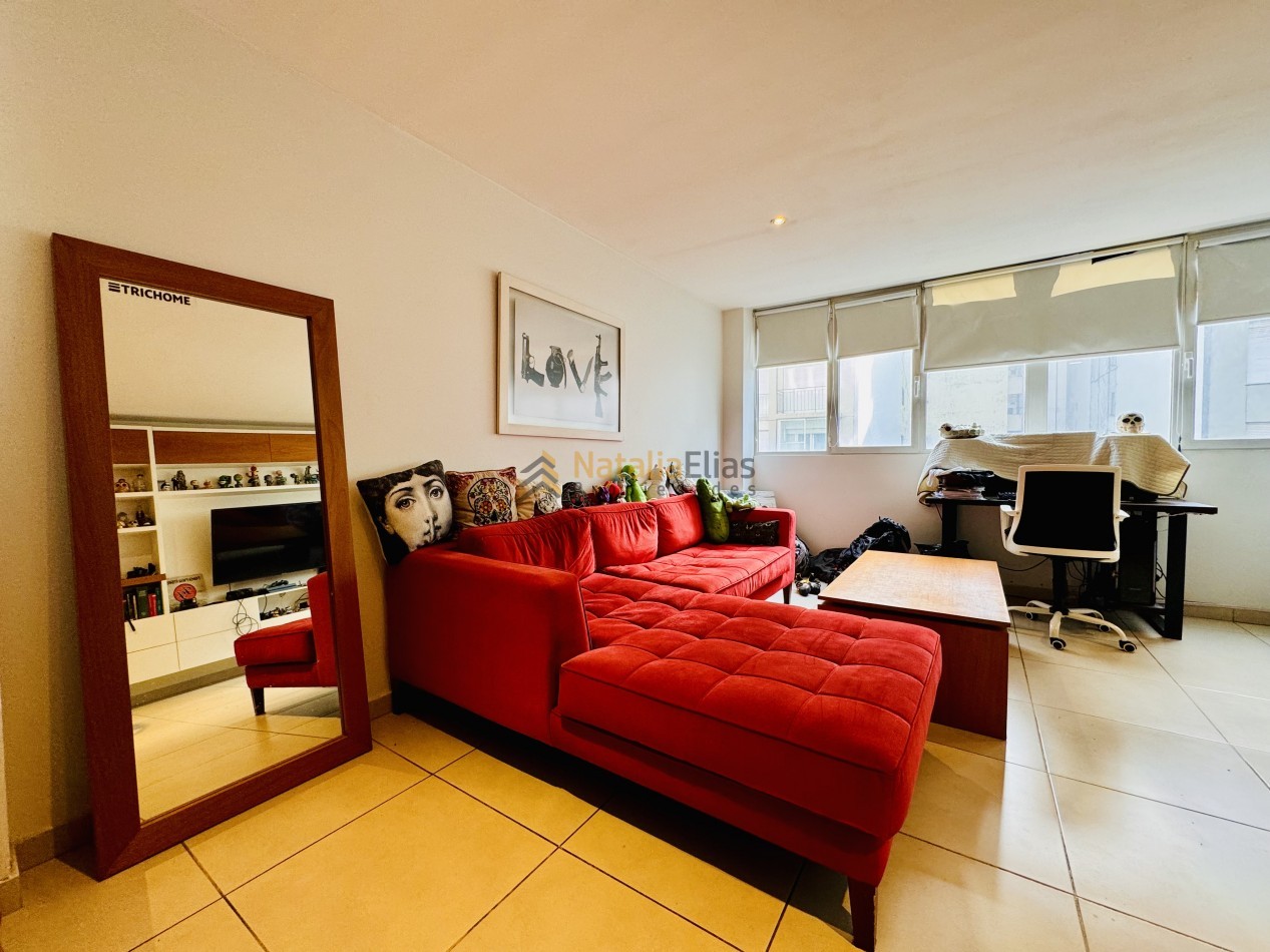 Departamento 2 ambientes con cochera Plaza Colon
