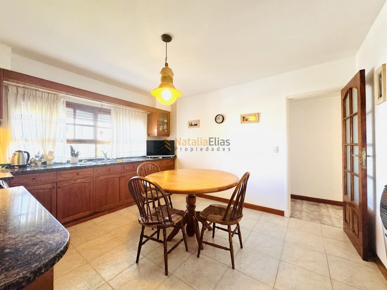 Impecable chalet en barrio San Carlos