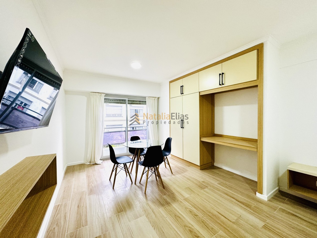 Ambiente al frente zona centro equipado!