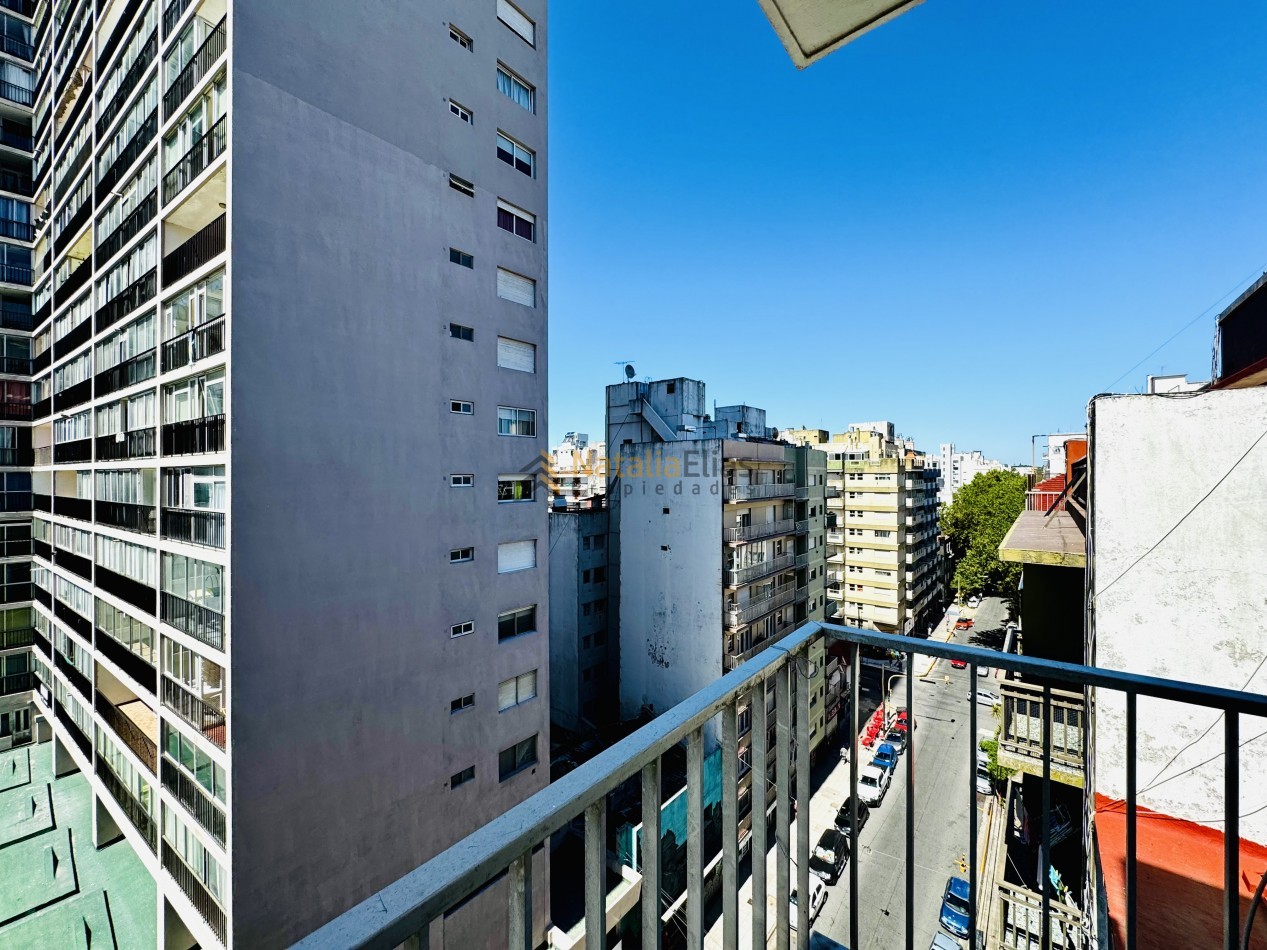 Departamento 3 ambientes al frente con dependencia 