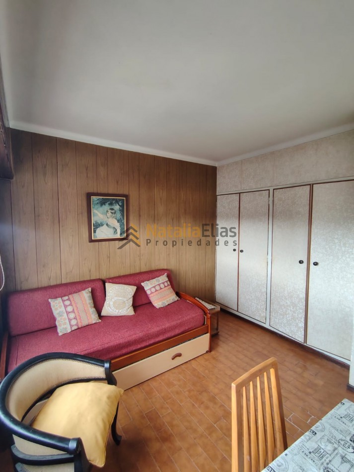 Ambiente con muebles 24 meses 
