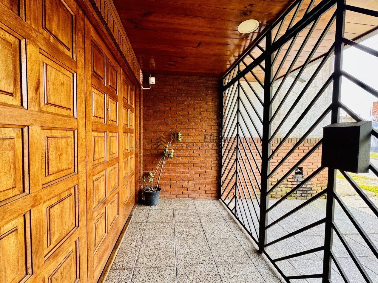 Casa en venta en barrio Las Avenidas