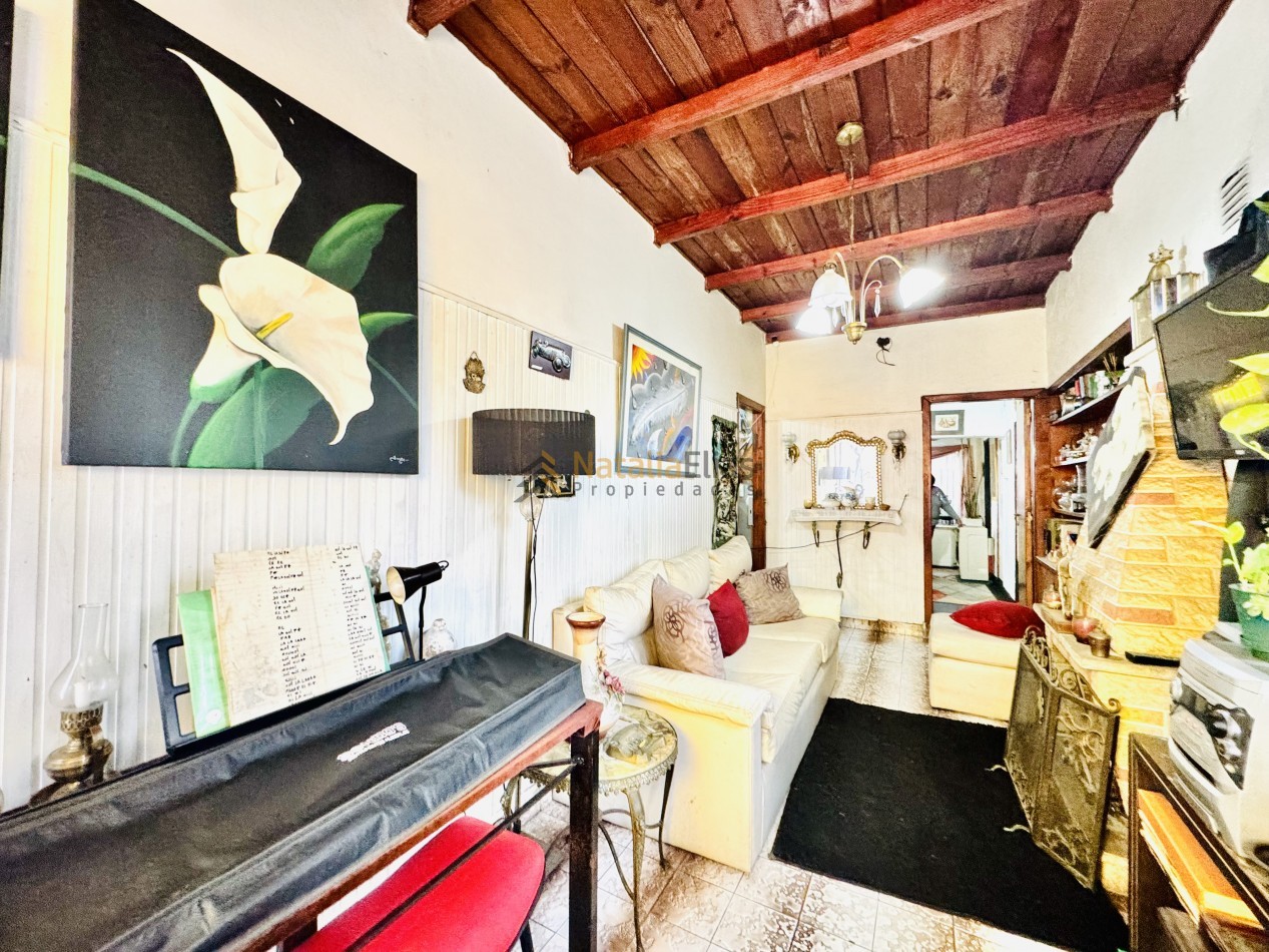 Casa 3 ambientes barrio Bernardino Rivadavia