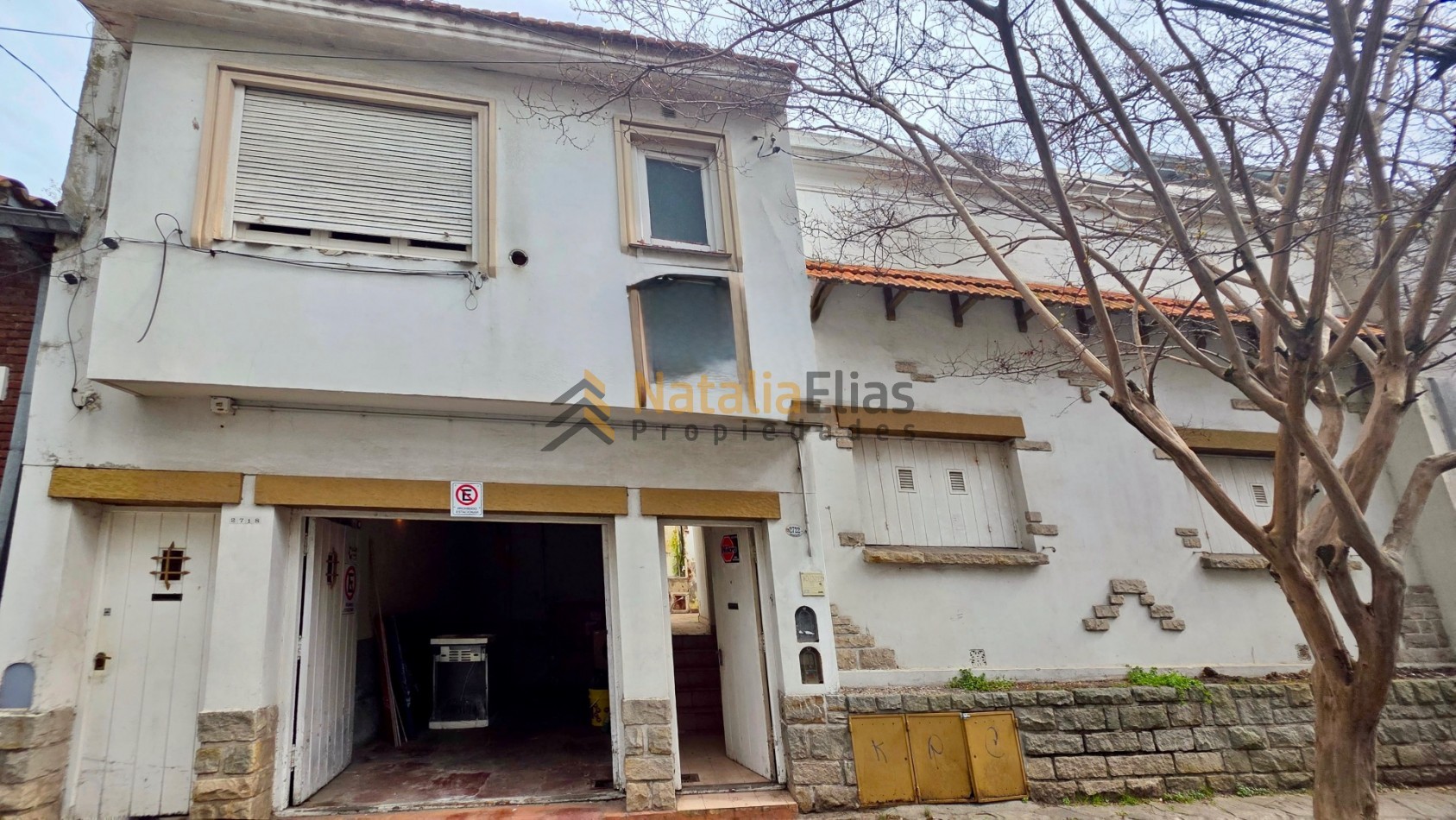 Propiedad en block 3 PH con garage multiples usos 