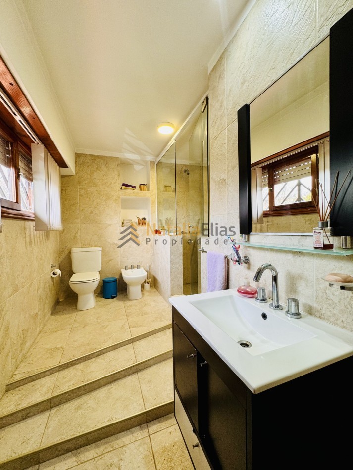 Casa en venta en barrio Las Avenidas