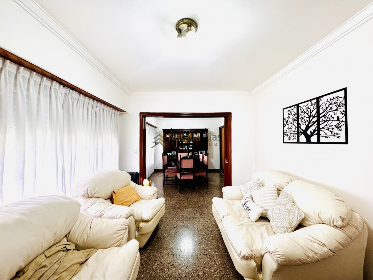 Casa en venta en barrio Las Avenidas