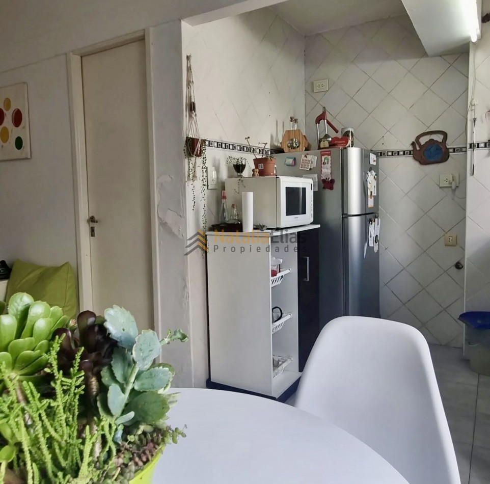 Departamento 2 ambientes en primer piso