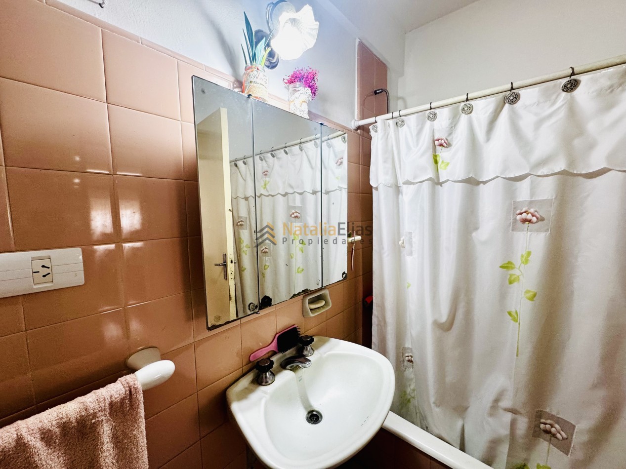 Departamento 3 ambientes externo con espacio de cochera 